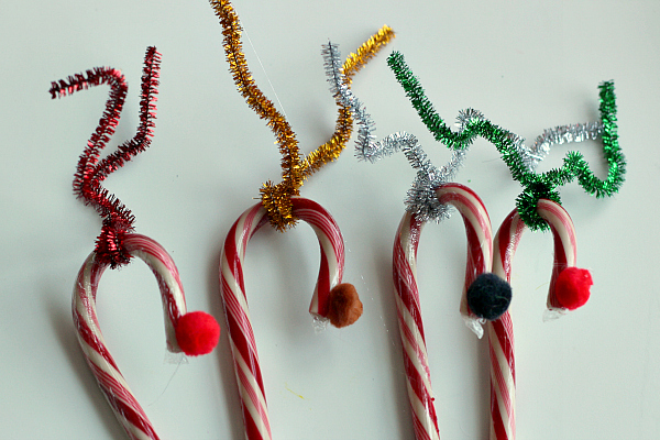 candy cane reindeer craft for children dye free