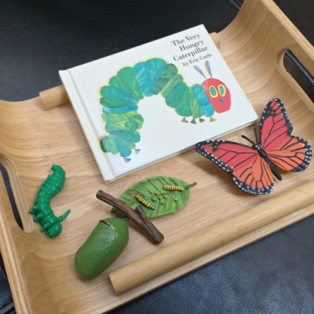 hands on reading tray the very hungry caterpillar