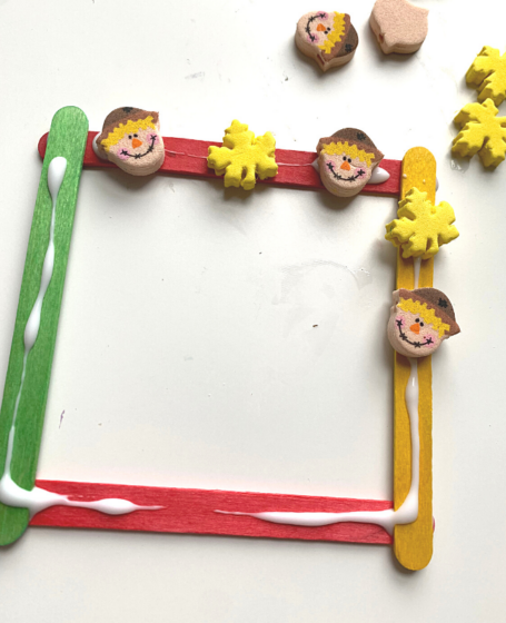 Family Picture Frame Craft - No Time For Flash Cards